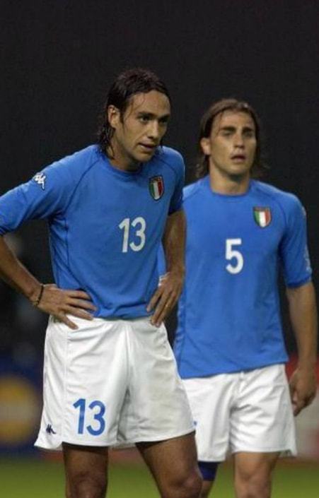 士管理层的 士管理层的