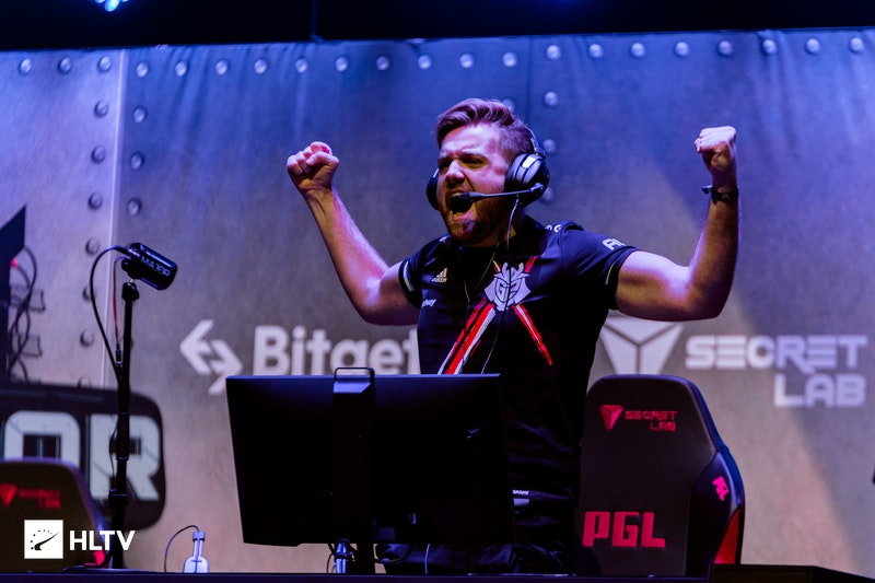 以对比和标 以对比和标